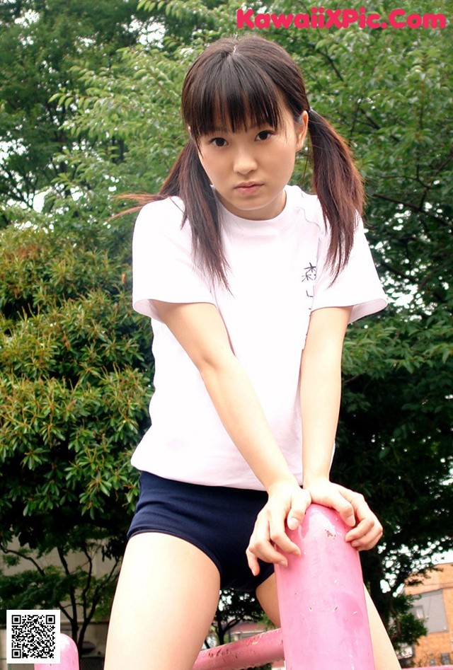 Kana Moriyama - Hdtv Violet Lingerie